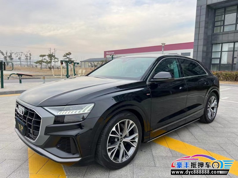 23年奥迪Q8SUV抵押车出售