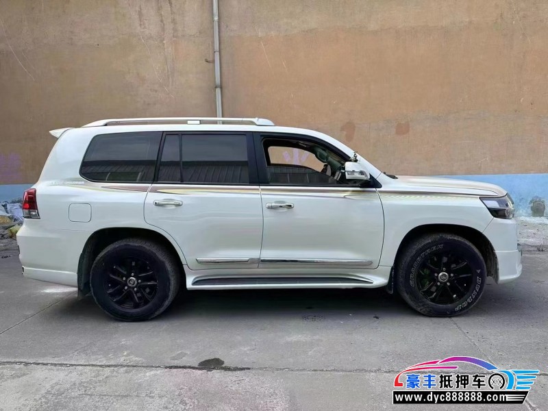 17年丰田兰德酷路泽(进口)轿车抵押车出售