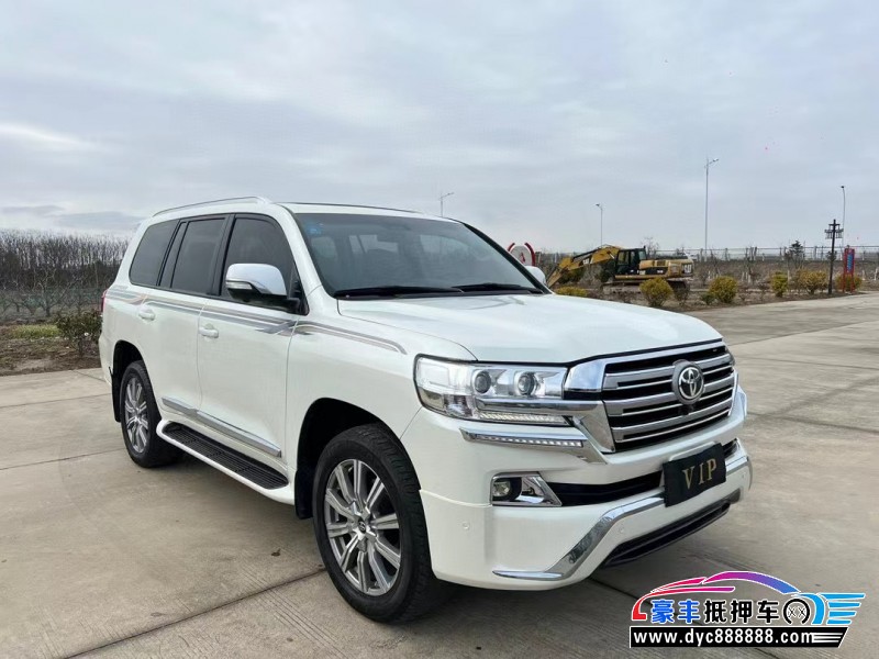 18年丰田兰德酷路泽（陆巡）轿车抵押车出售