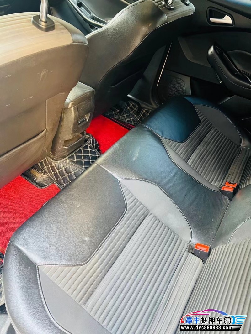 16年福特福克斯轿车抵押车出售