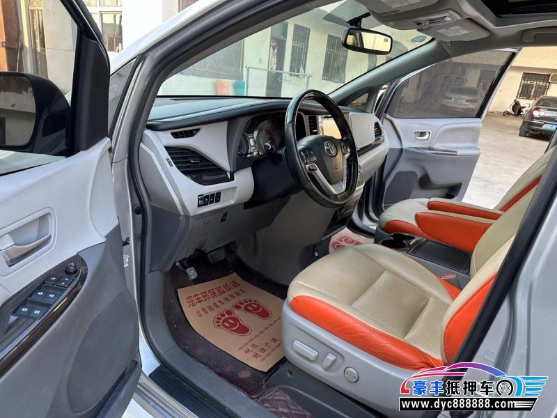19年丰田塞纳MPV抵押车出售