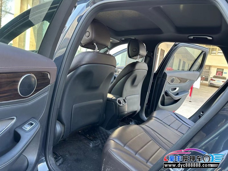 17年奔驰GLCSUV抵押车出售