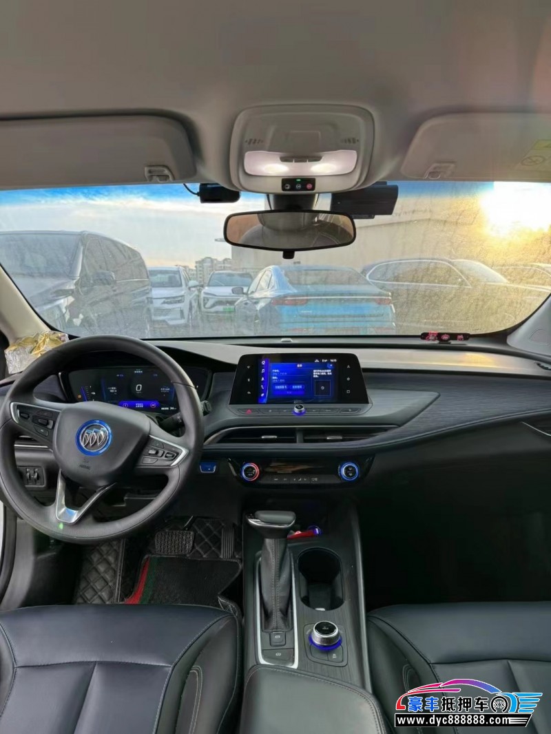 23年别克微蓝轿车抵押车出售