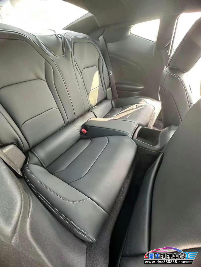 17年雪佛兰科迈罗轿车抵押车出售