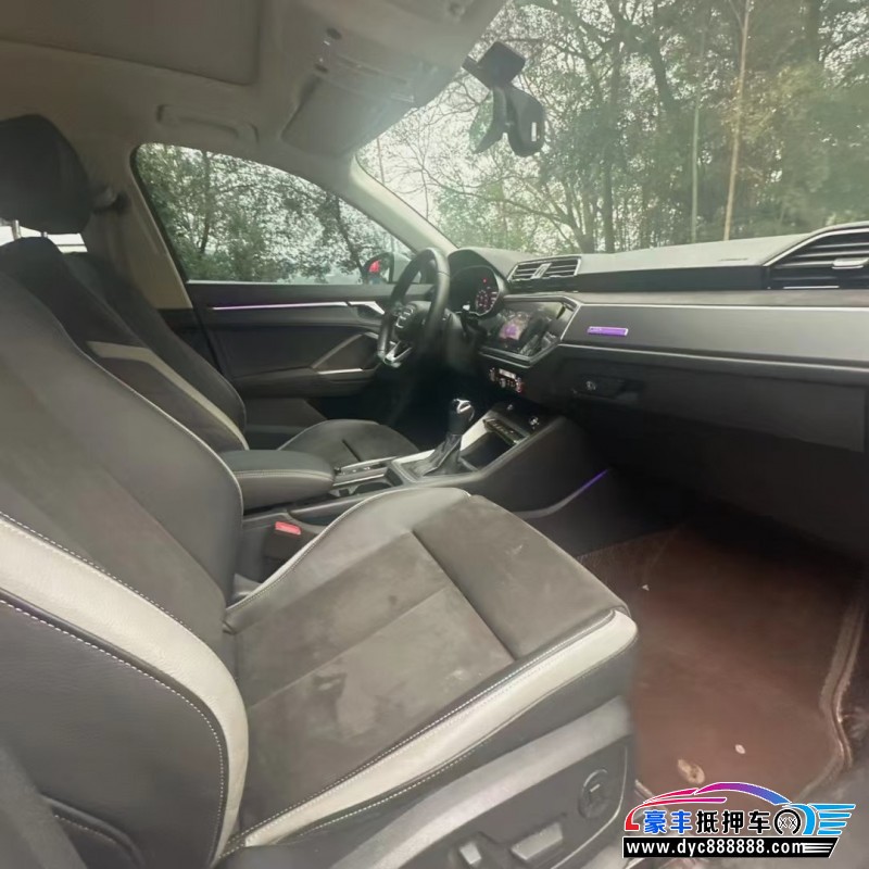 19年奥迪Q3轿车抵押车出售