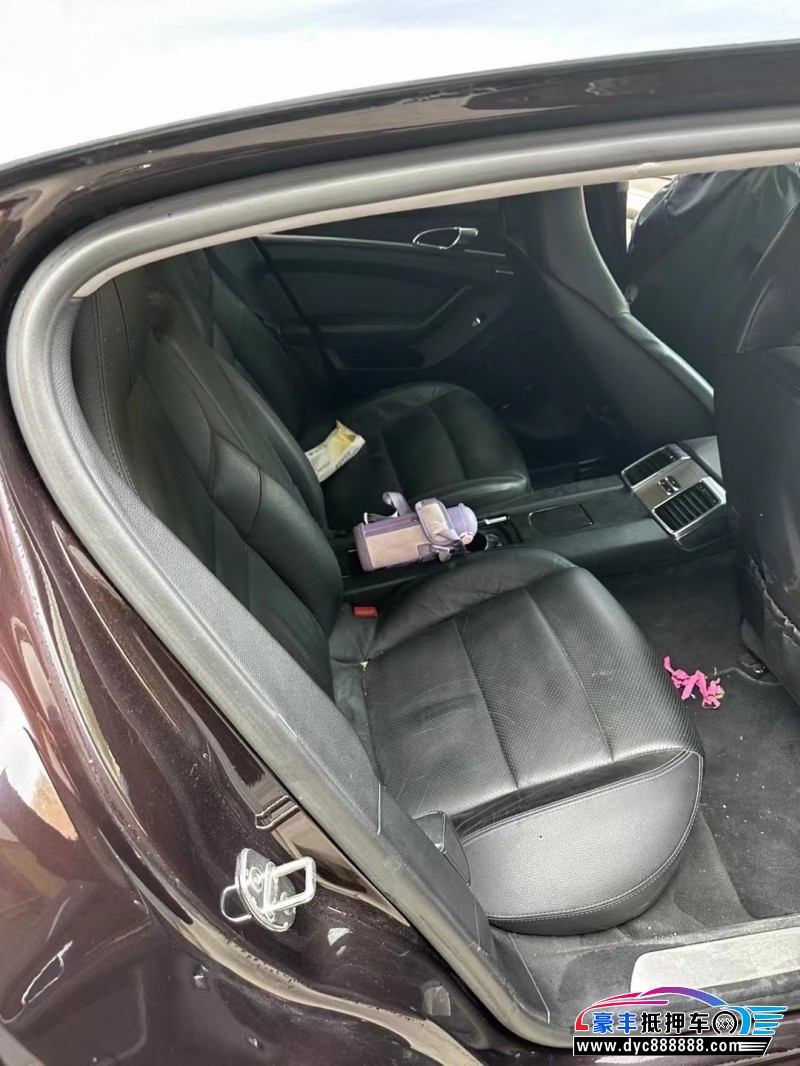 11年保时捷帕纳梅拉轿车抵押车出售