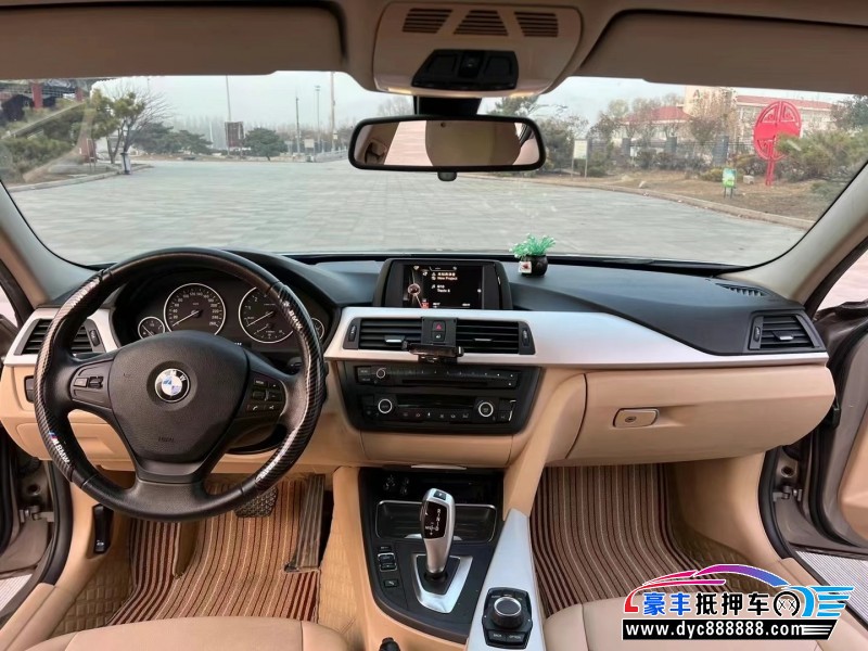 17年众泰大迈X7轿车抵押车出售