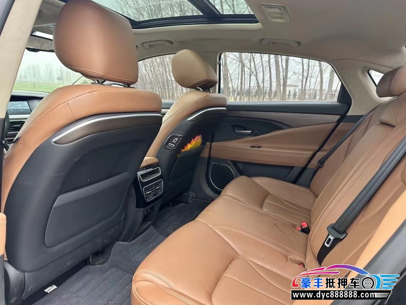 18年吉利博瑞轿车抵押车出售