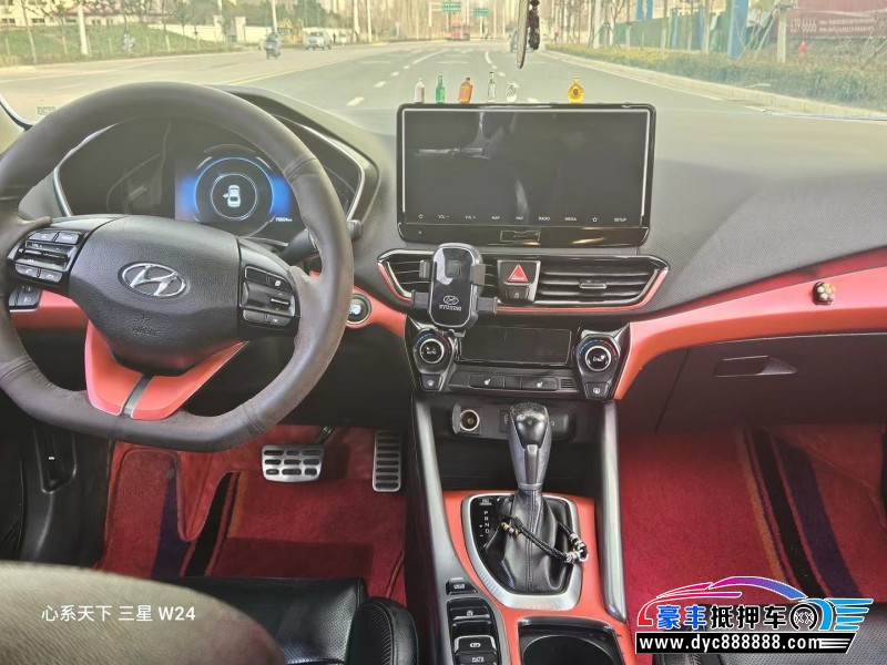 18年现代菲斯塔轿车抵押车出售