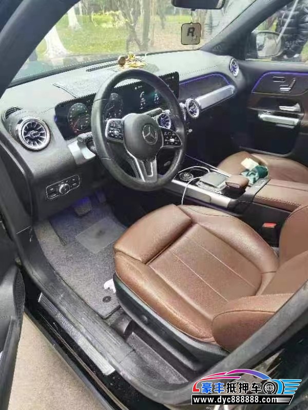 22年奔驰GLB轿车抵押车出售