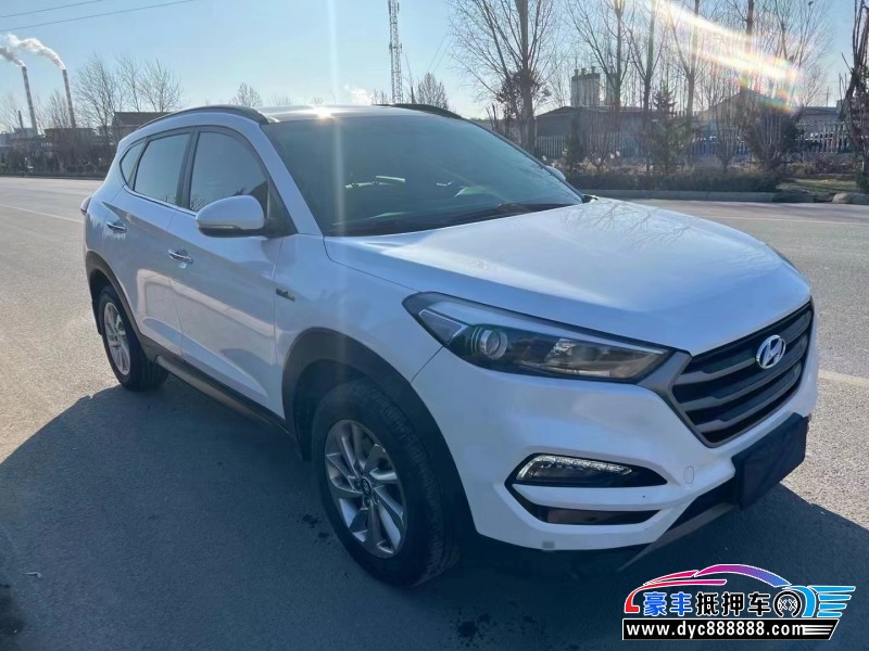 16年现代途胜轿车抵押车出售