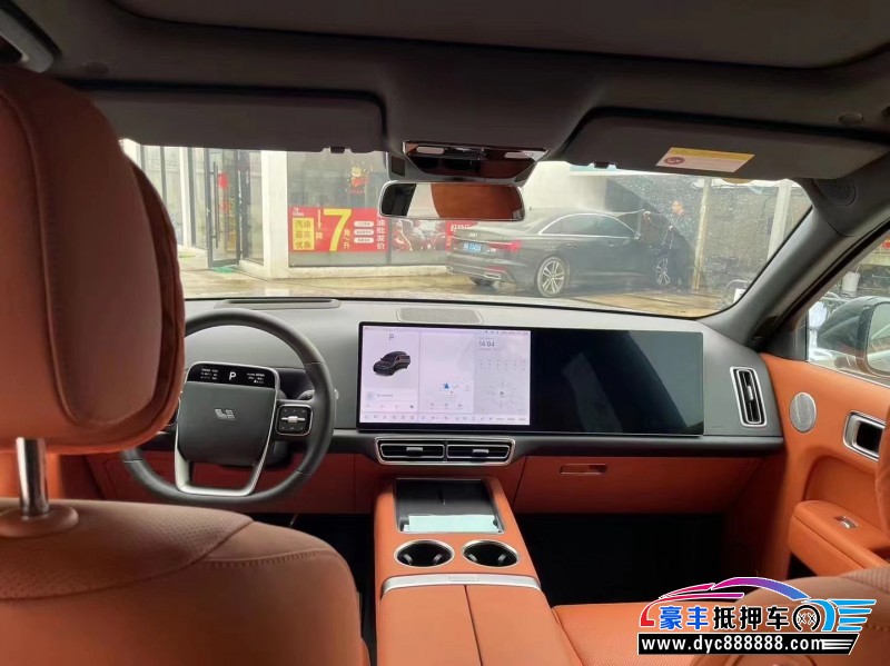 24年理想L8轿车抵押车出售