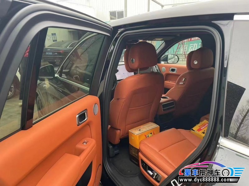 24年理想L8轿车抵押车出售