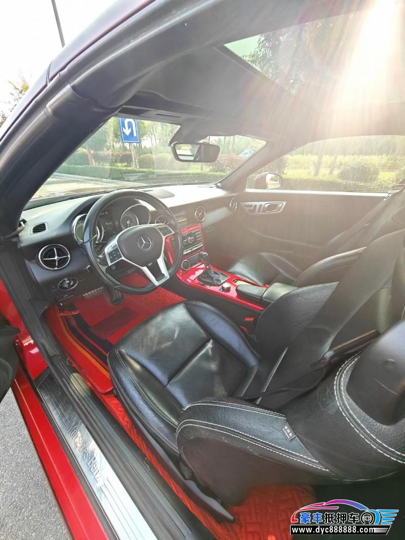 12年奔驰SLK轿车抵押车出售