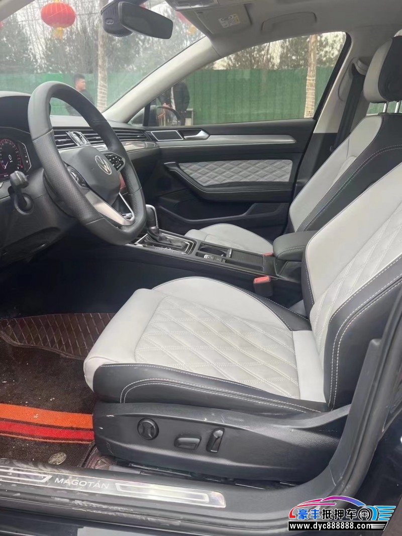 23年大众迈腾轿车抵押车出售