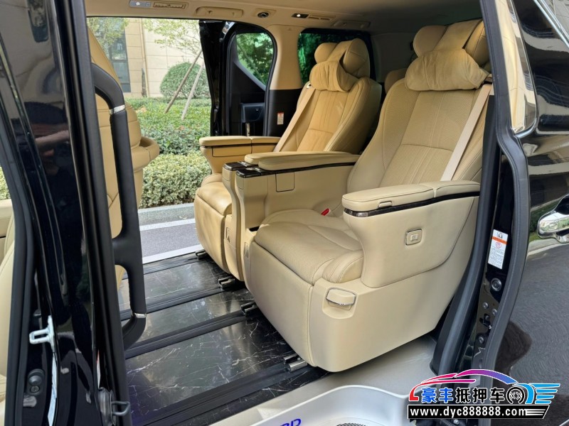 21年丰田埃尔法MPV抵押车出售