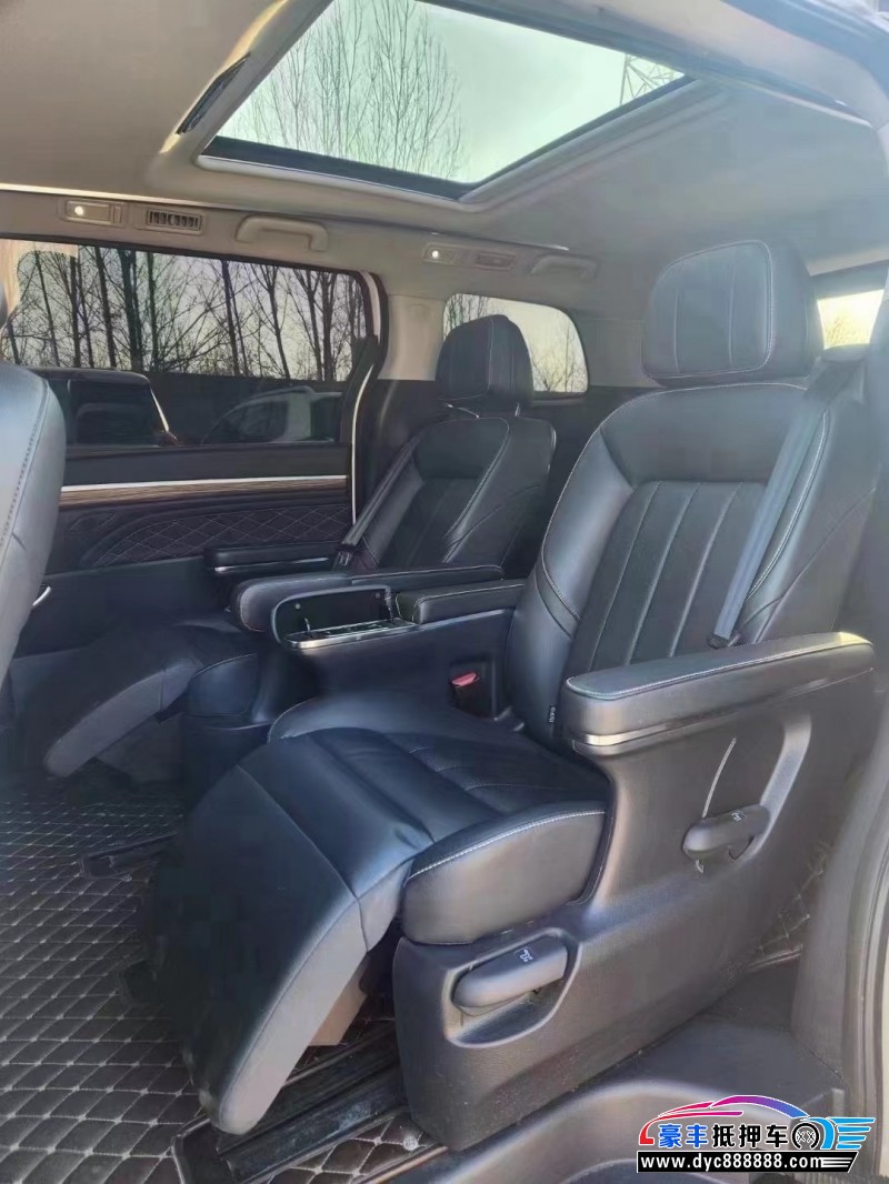 20年传祺M8轿车抵押车出售