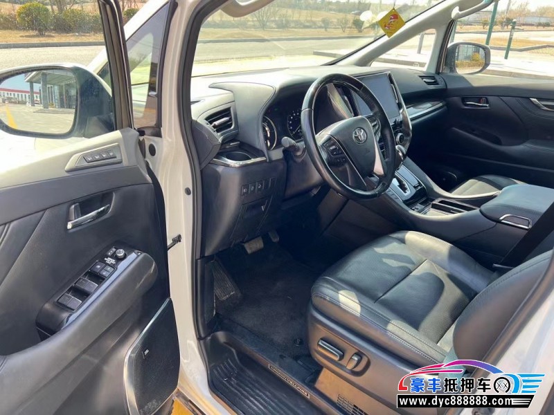 21年丰田威尔法轿车抵押车出售