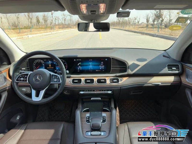 20年奔驰GLE轿车抵押车出售