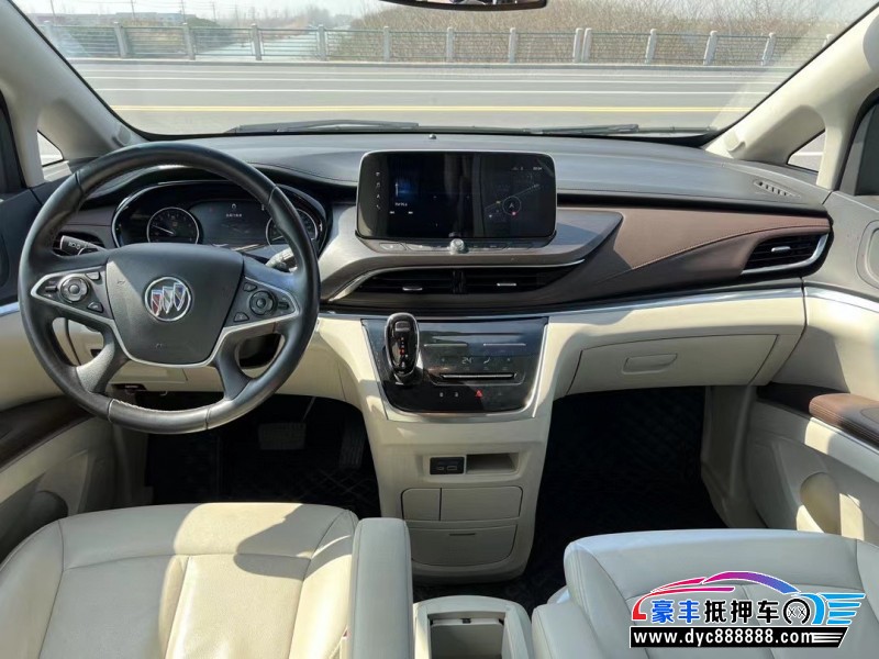 20年别克GL8轿车抵押车出售