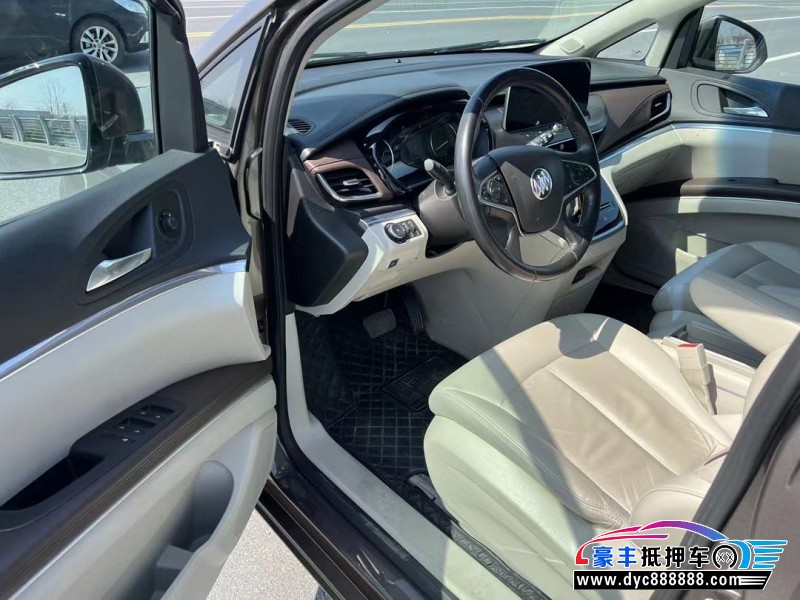 20年别克GL8轿车抵押车出售