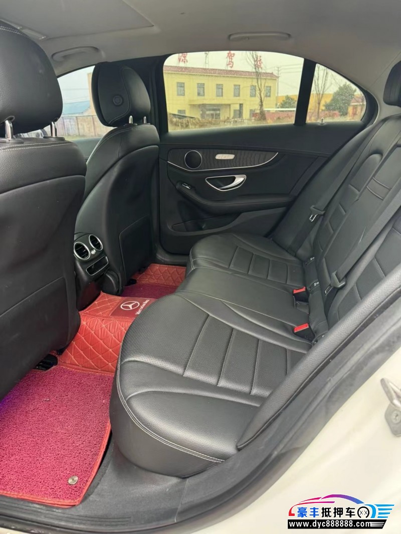 20年奔驰C轿车抵押车出售