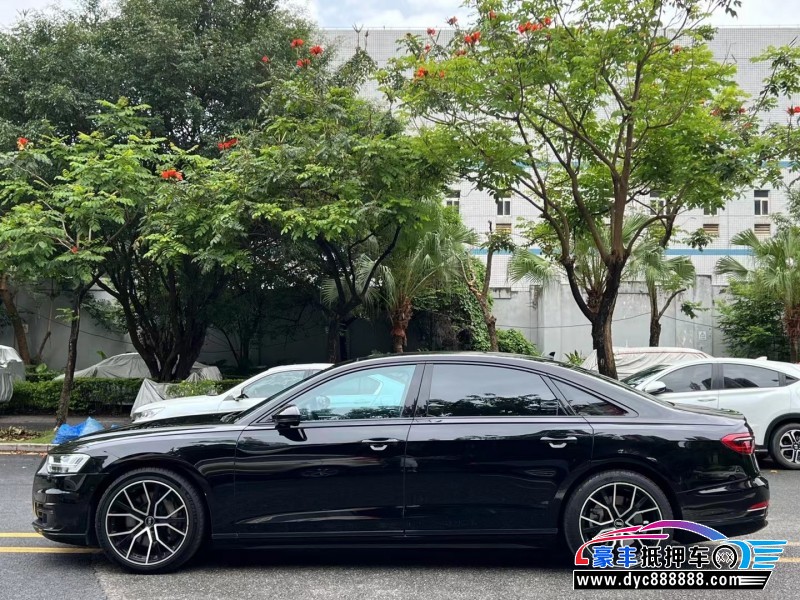 21年奥迪A8L轿车抵押车出售