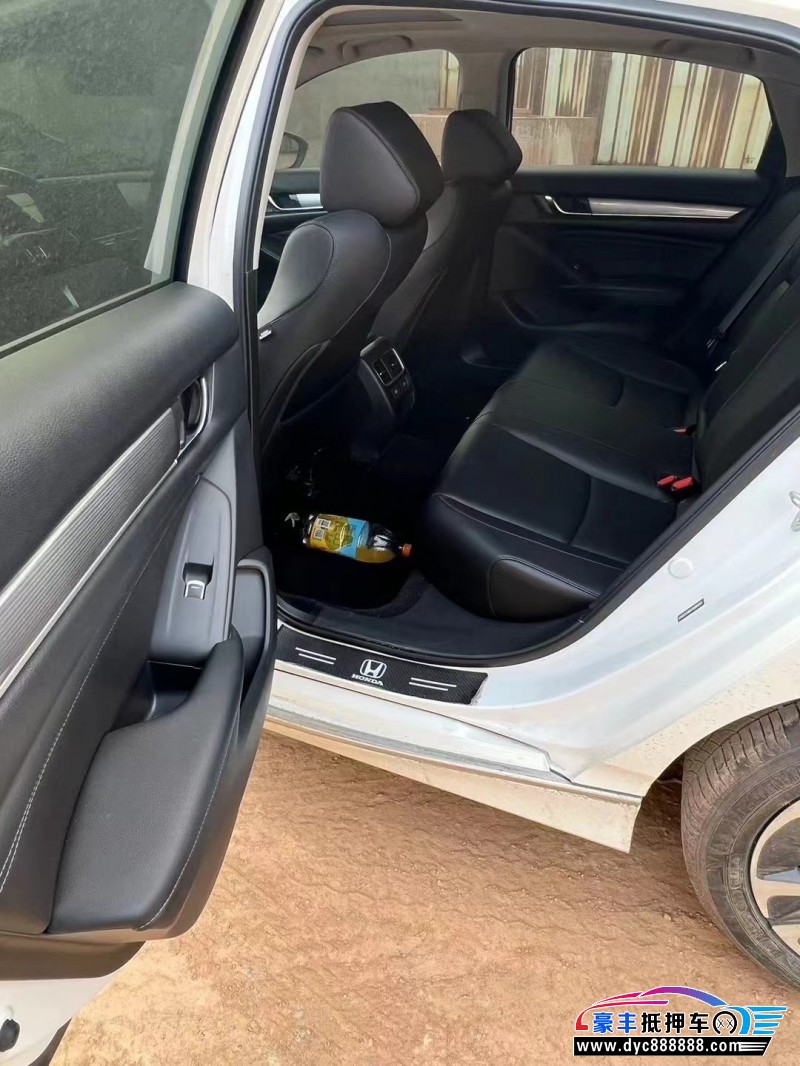 23年本田雅阁轿车抵押车出售