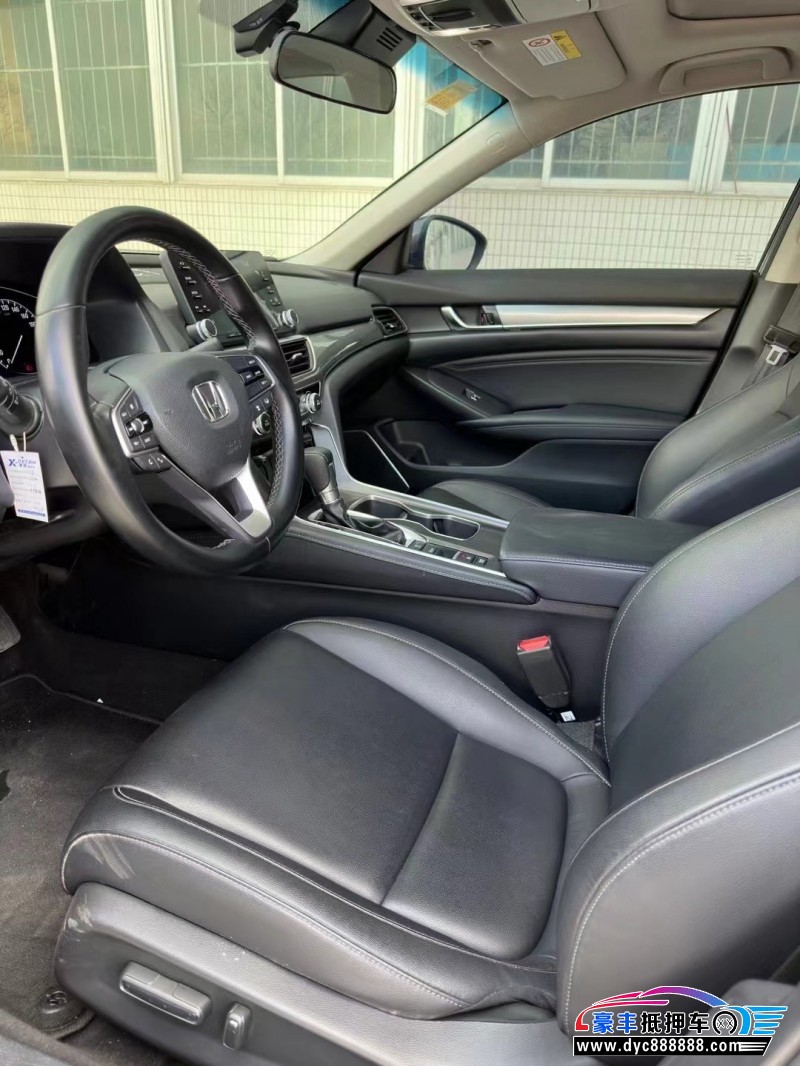 21年本田雅阁轿车抵押车出售