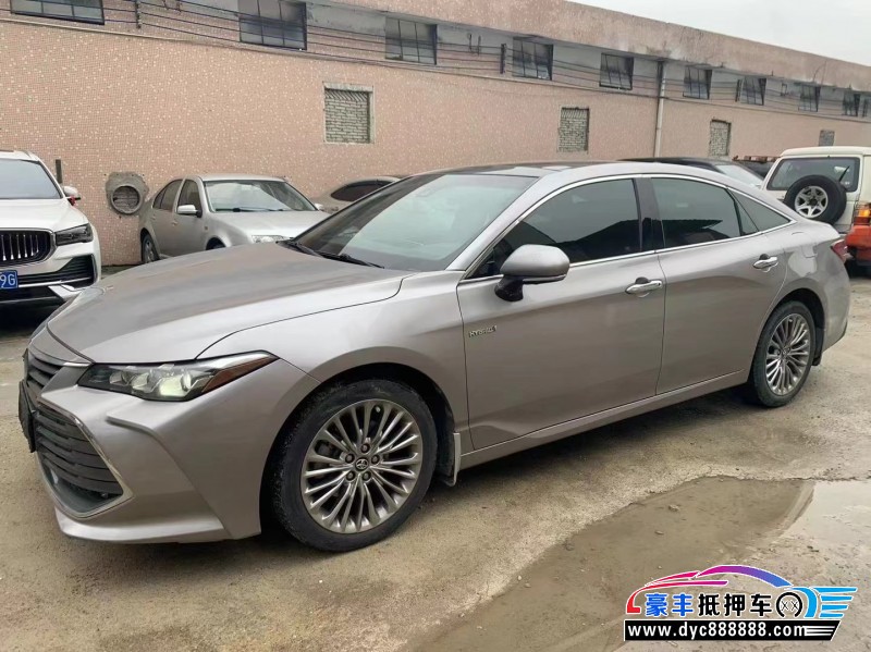 19年丰田亚洲龙轿车抵押车出售