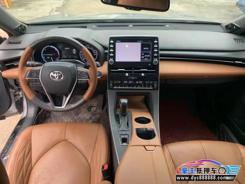 19年丰田亚洲龙轿车抵押车出售