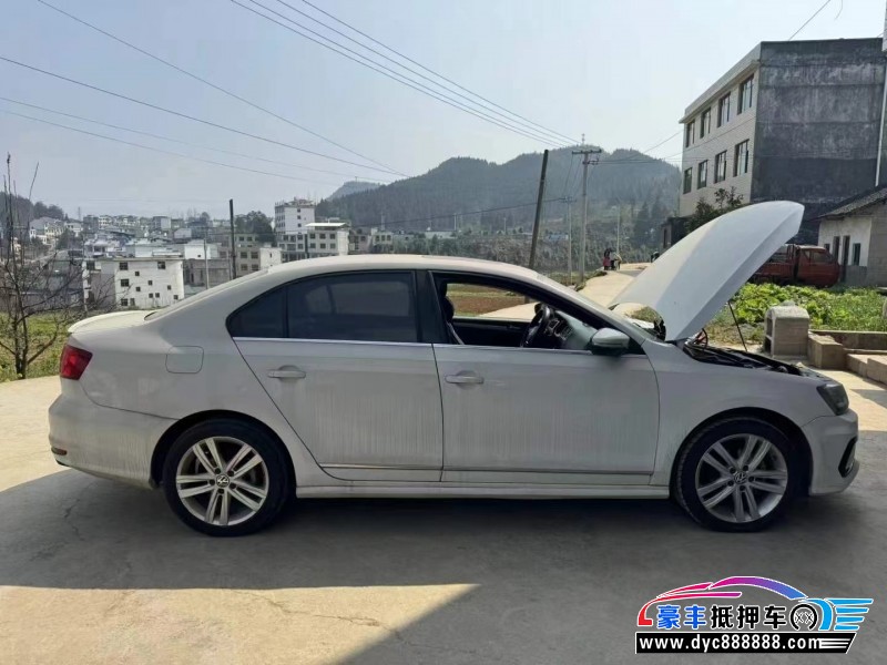 18年大众速腾轿车抵押车出售