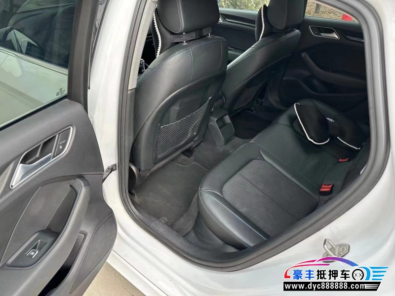 20年奥迪A3轿车抵押车出售