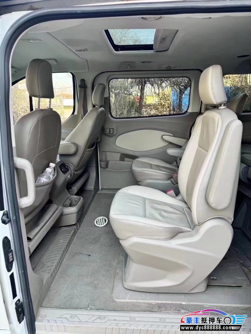 16年福特途睿欧轿车抵押车出售