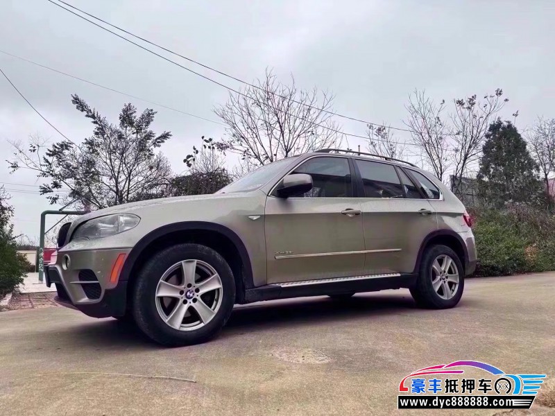 13年宝马X5轿车抵押车出售