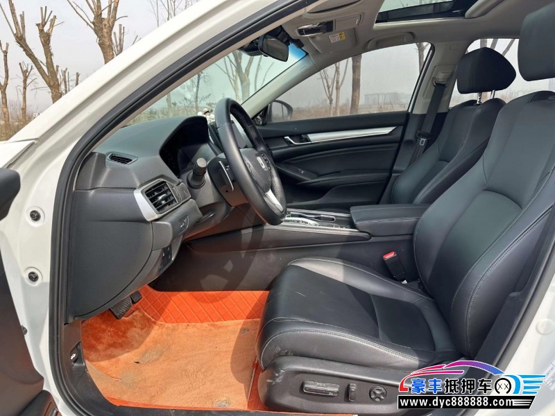 22年本田雅阁轿车抵押车出售