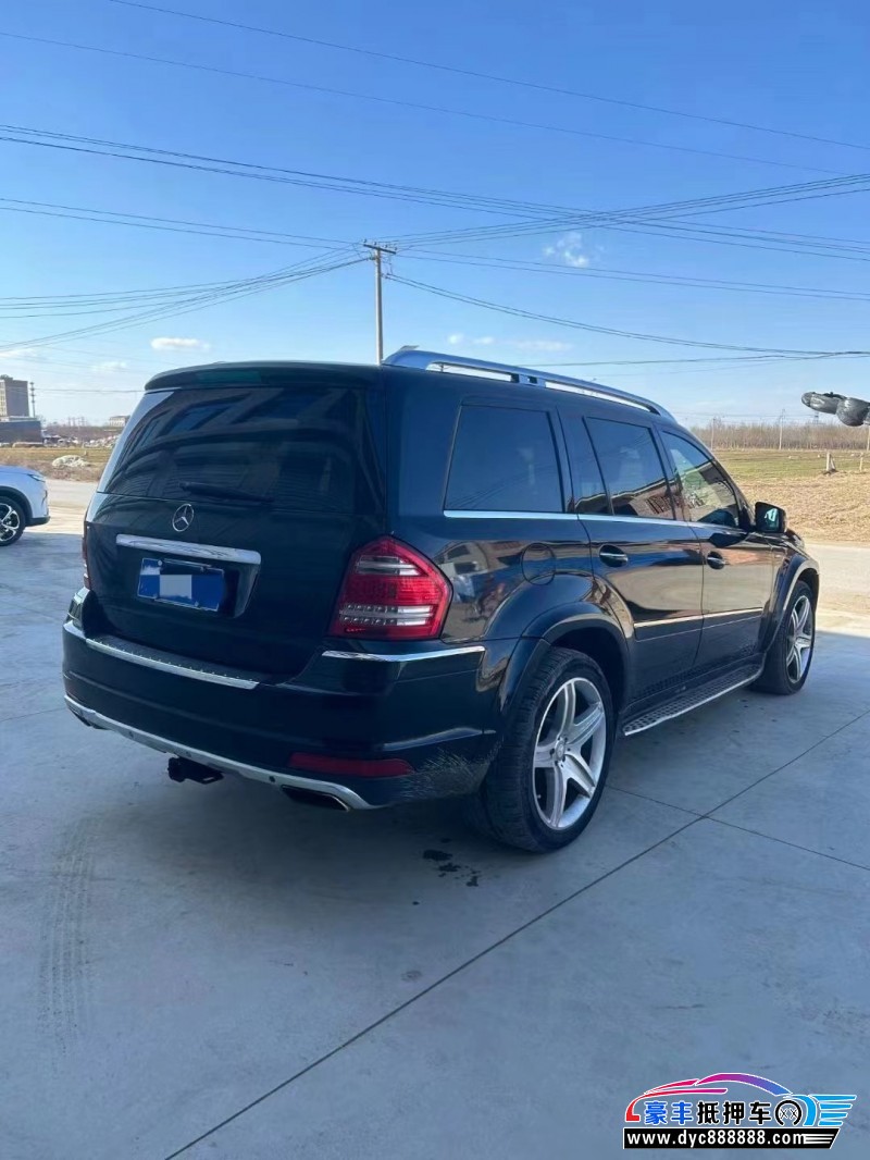 12年奔驰GL轿车抵押车出售