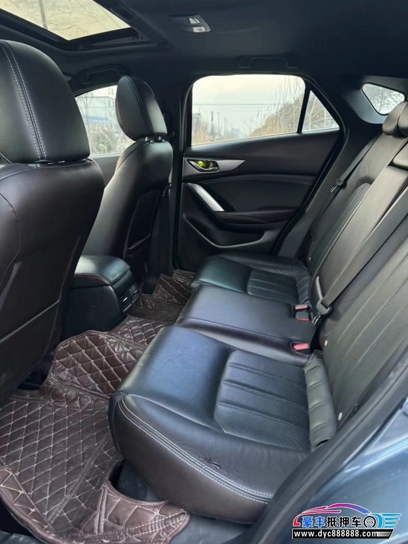 16年马自达CX-4轿车抵押车出售