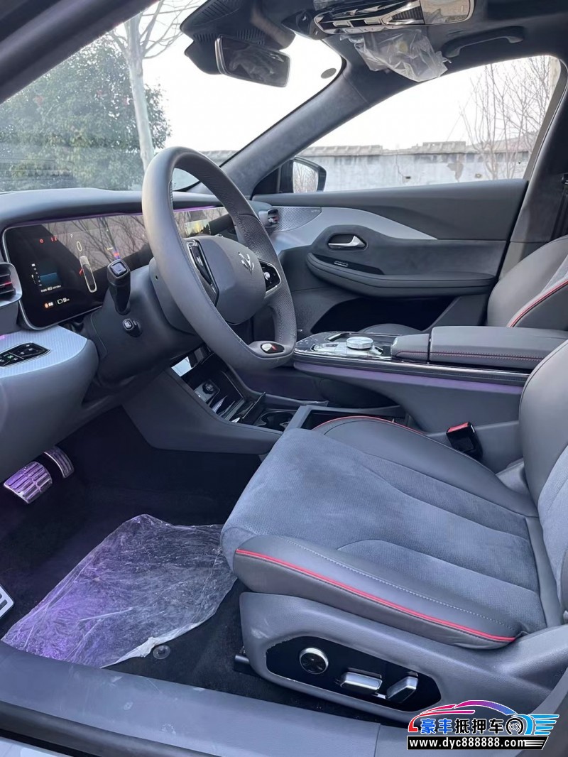 23年极狐阿尔法S轿车抵押车出售