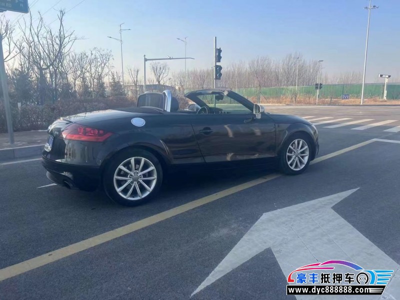 13年奥迪TT轿车抵押车出售