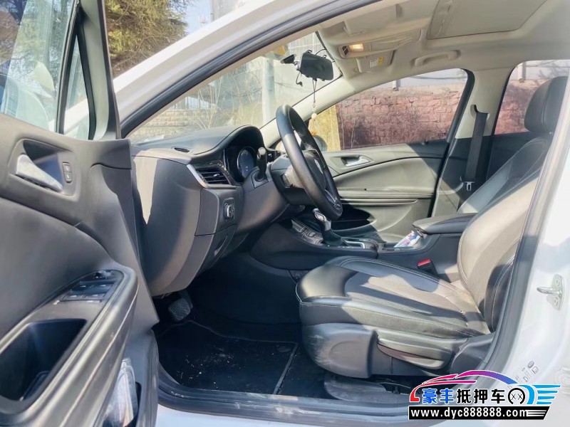 19年别克威朗轿车抵押车出售