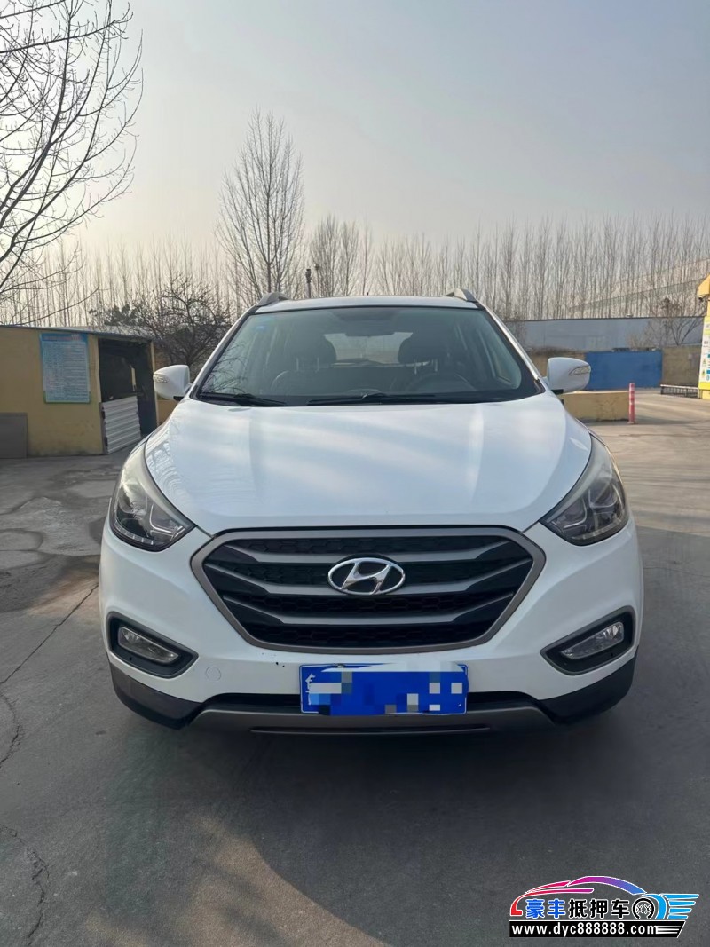 14年现代ix35轿车抵押车出售