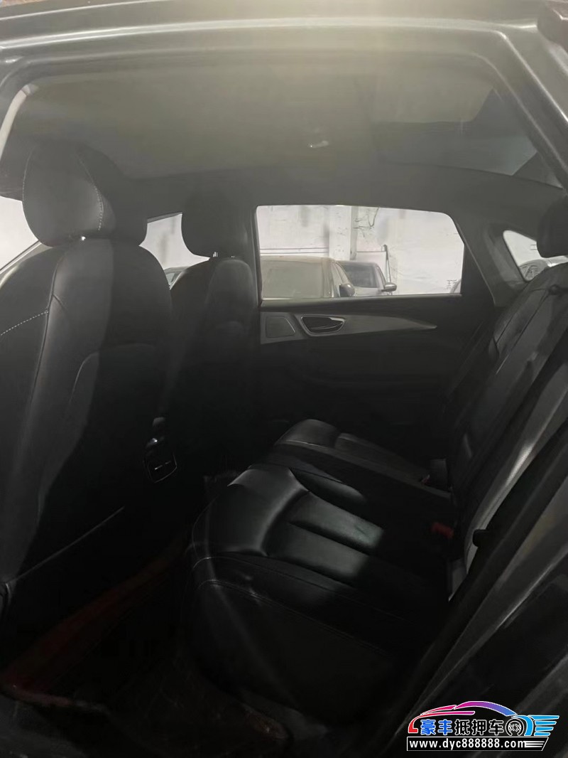 22年荣威i6轿车抵押车出售