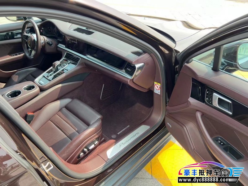 20年保时捷帕纳梅拉轿车抵押车出售