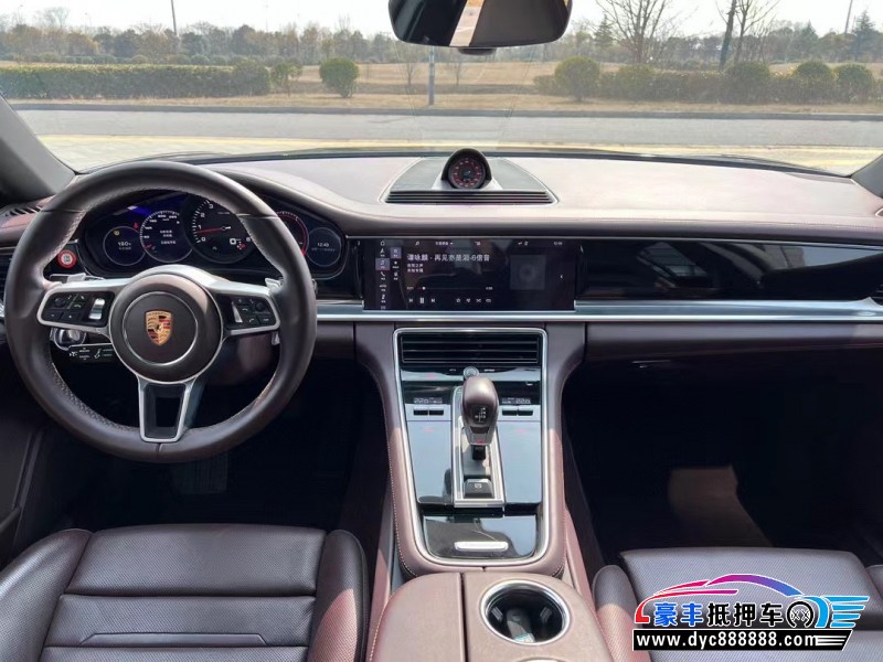 20年保时捷帕纳梅拉轿车抵押车出售