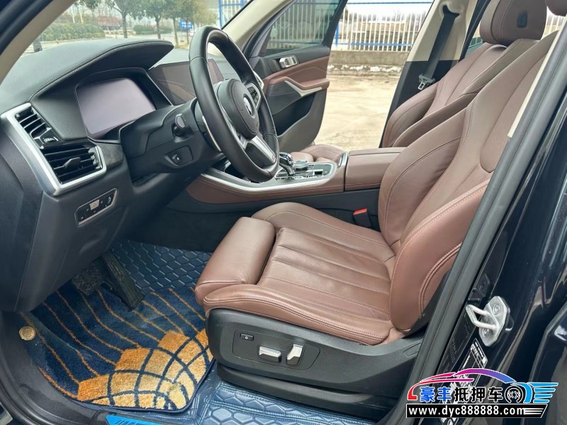 22年宝马X5SUV抵押车出售