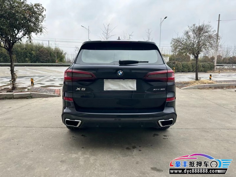 22年宝马X5SUV抵押车出售