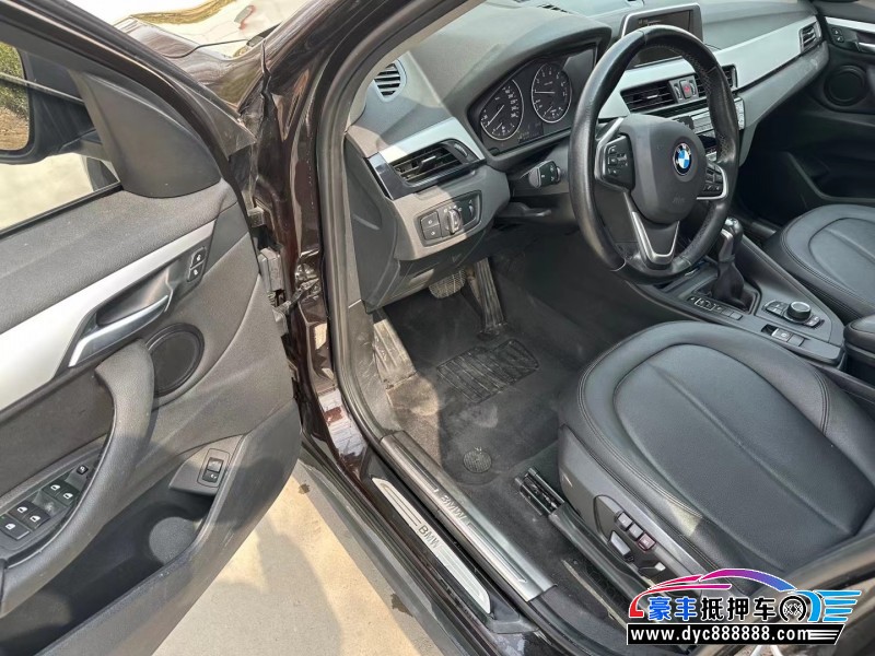 17年宝马X1轿车抵押车出售