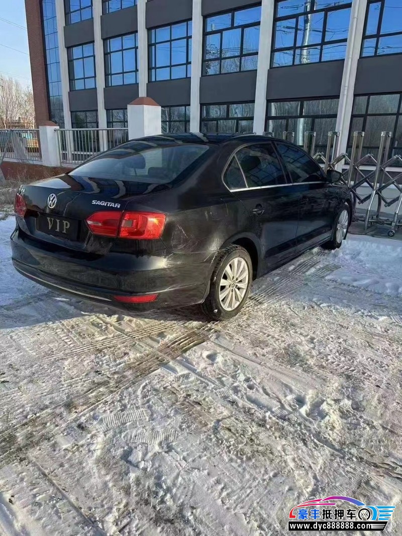 14年大众速腾轿车抵押车出售