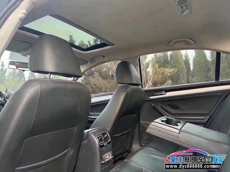 16年大众速腾轿车抵押车出售